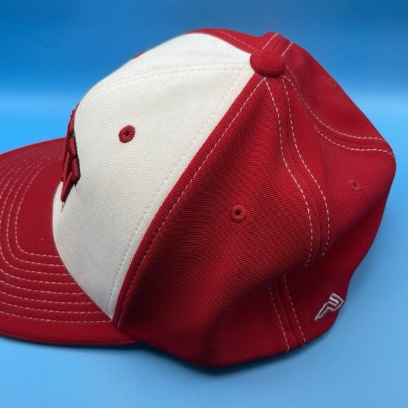 UNLV Rebels Baseball Red White Hat L-XL 7 3/8-8 M2 Technology Flexfit - Picture 2 of 7